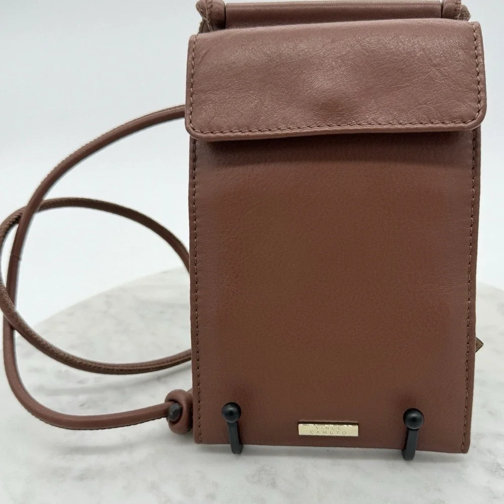 Vince Camuto vince camuto